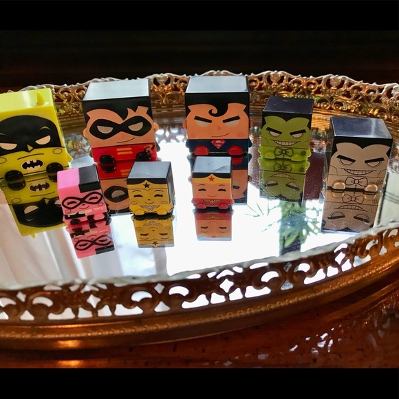 DC Comic Superhero Cubes Plastic Mini Stacking Nesting Cube Character Toys - Picture 2 of 11